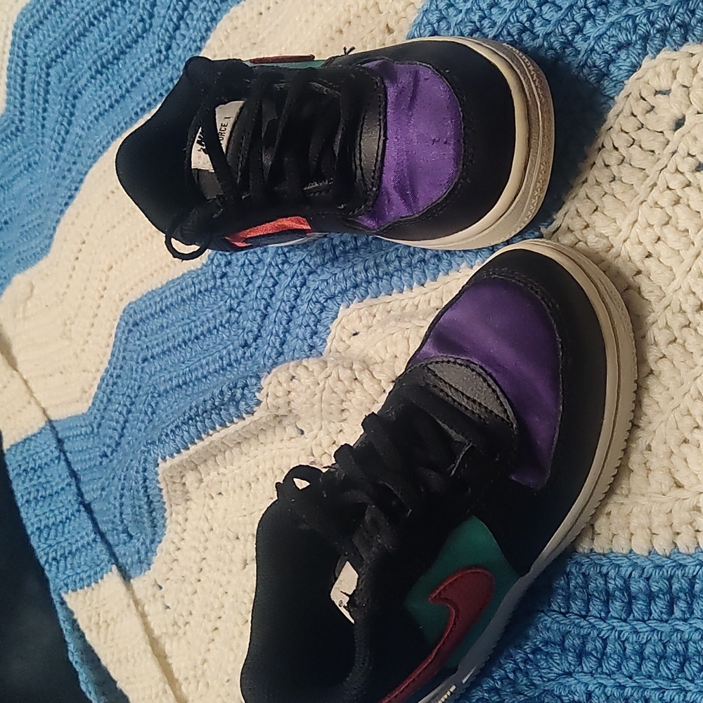 Nike forces